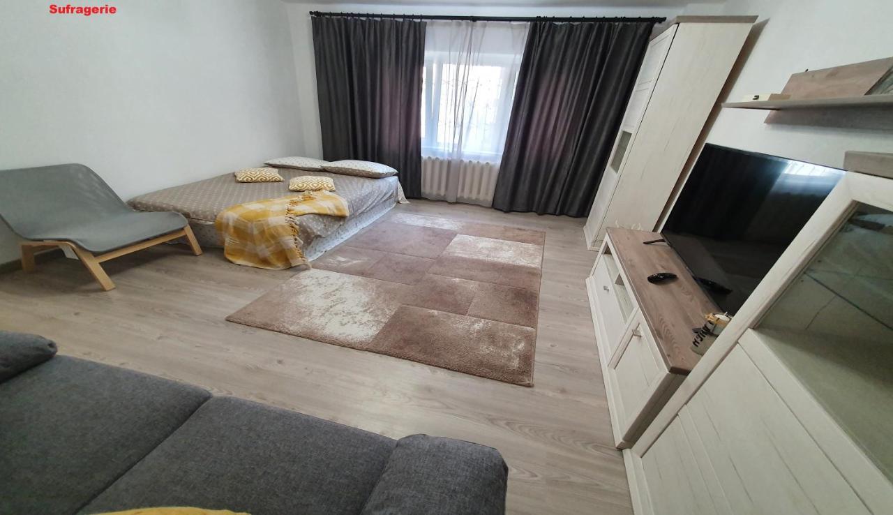 Mia Central Apart, 3 Rooms, 2 Baths, Afi Mall Braşov Dış mekan fotoğraf